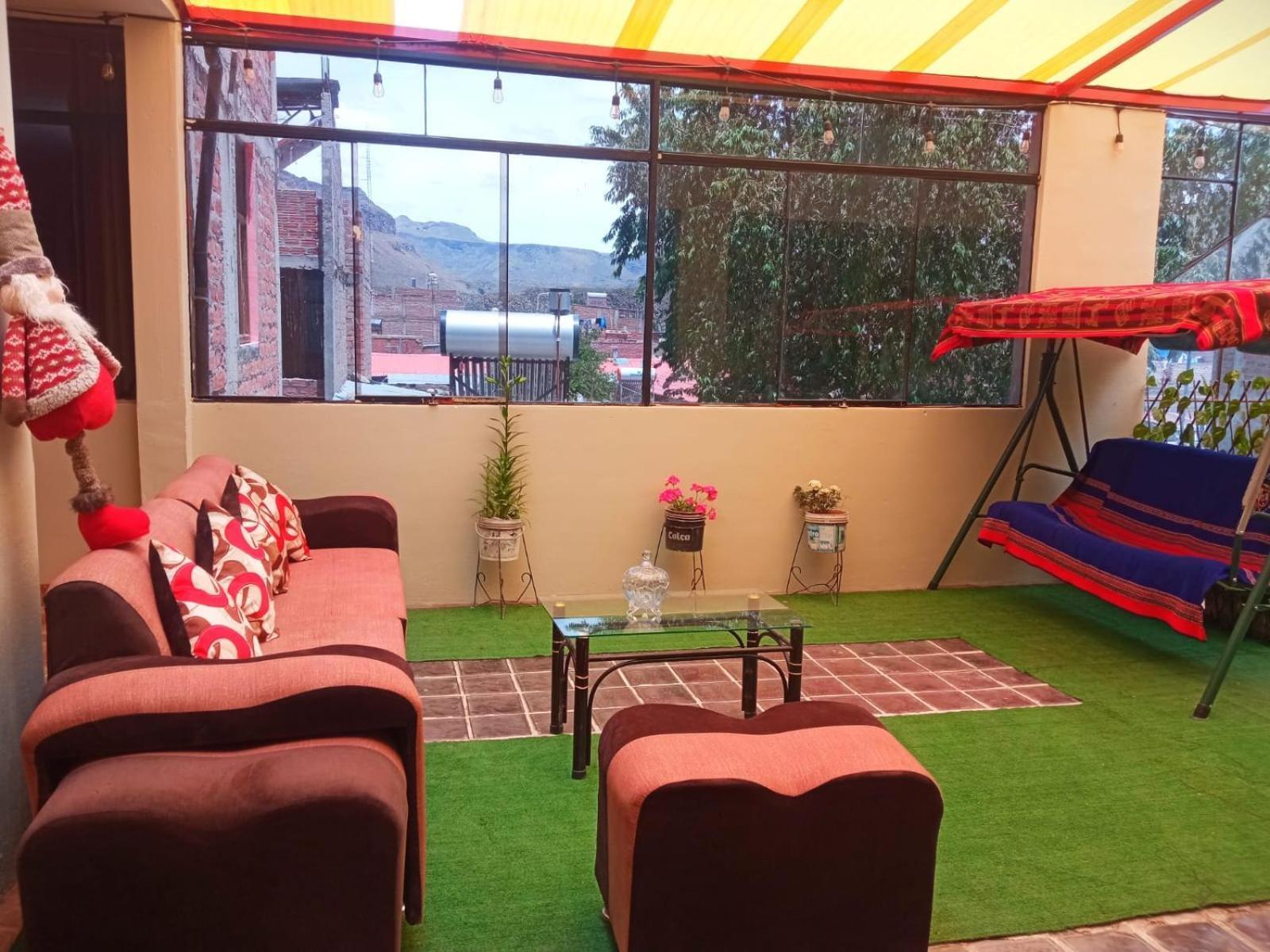 Sumac Wasi Hostel Чивай Екстериор снимка